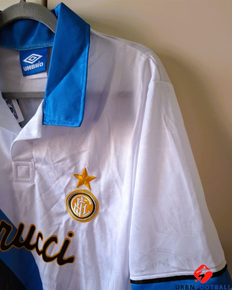 BERGKAMP DENNIS 1993-94 (Int)