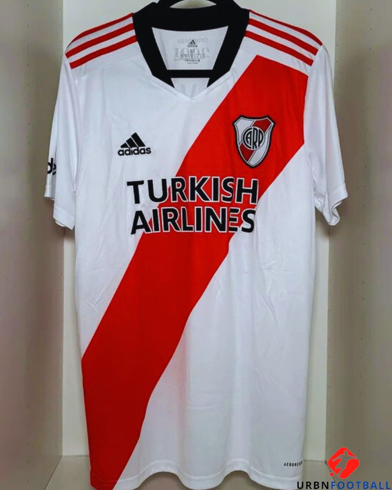 ALVAREZ JULIAN 2021-22 (Riv)