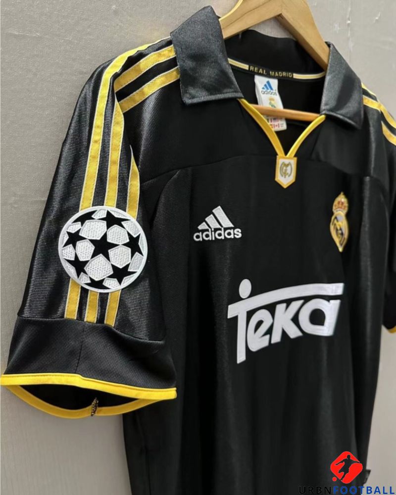 CARLOS ROBERTO 1998-99 (Real M)