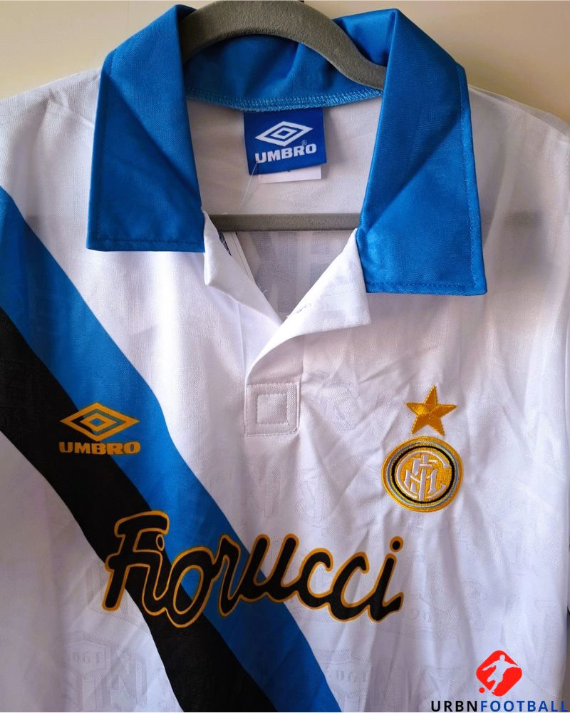 BERGKAMP DENNIS 1993-94 (Int)