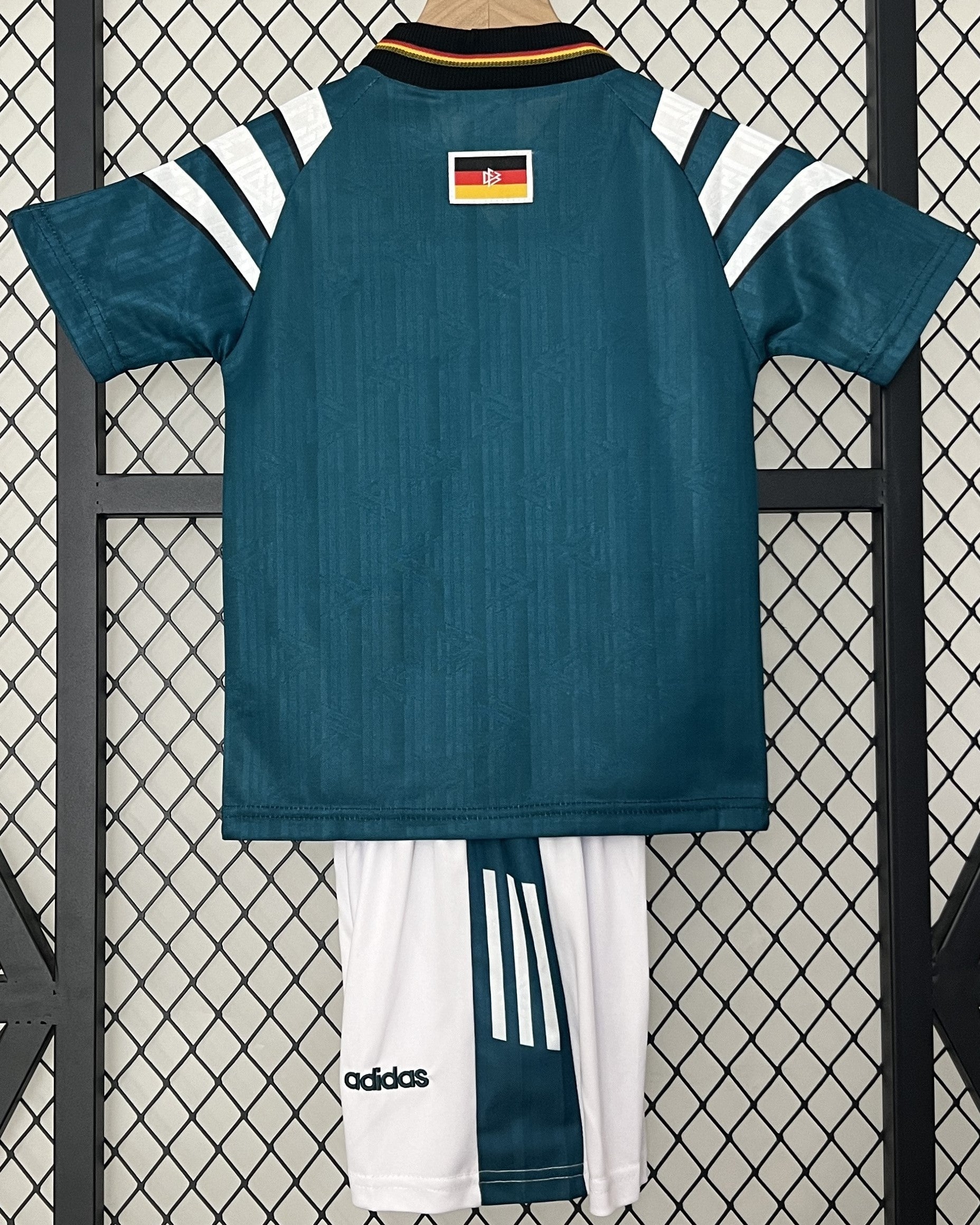 GERMANY kid kit