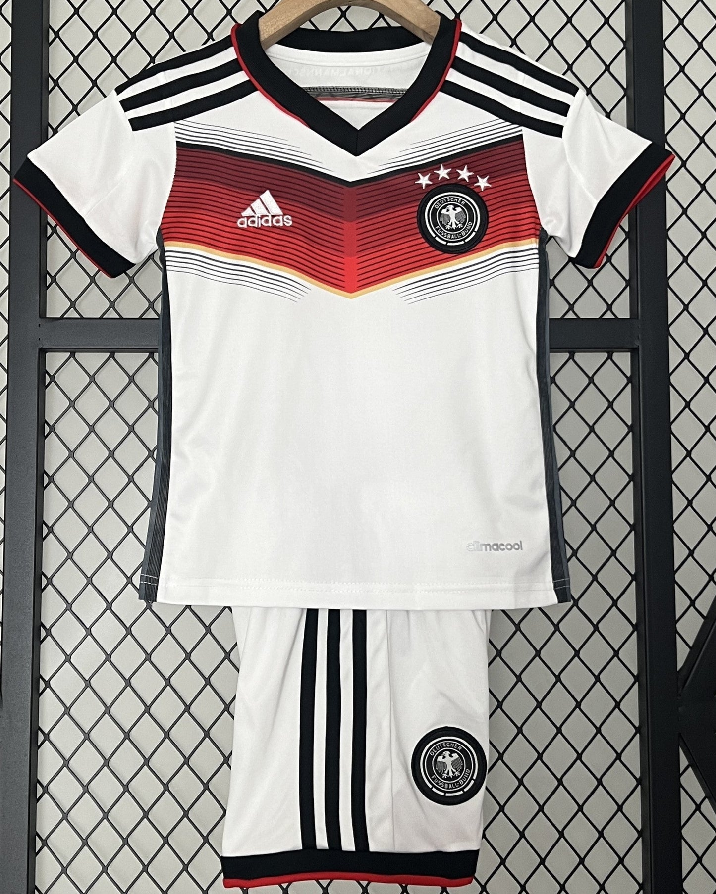 GERMANY kid kit