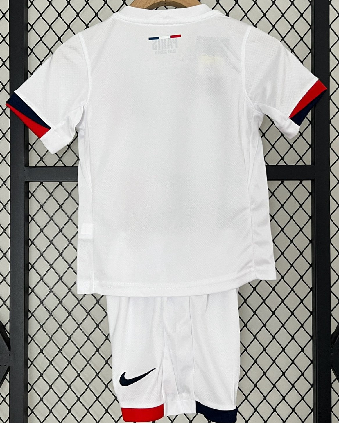 PARIS SAINT-GERMAIN kid kit
