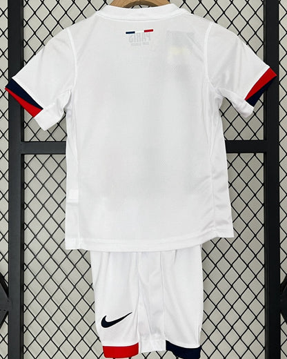 PARIS SAINT-GERMAIN kid kit