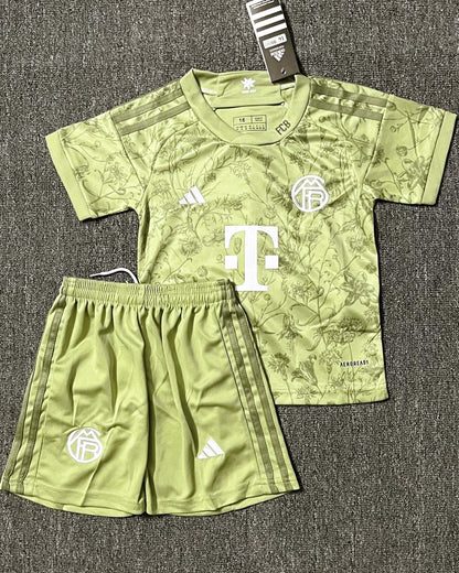 BAYERN MUNCHEN kid kit