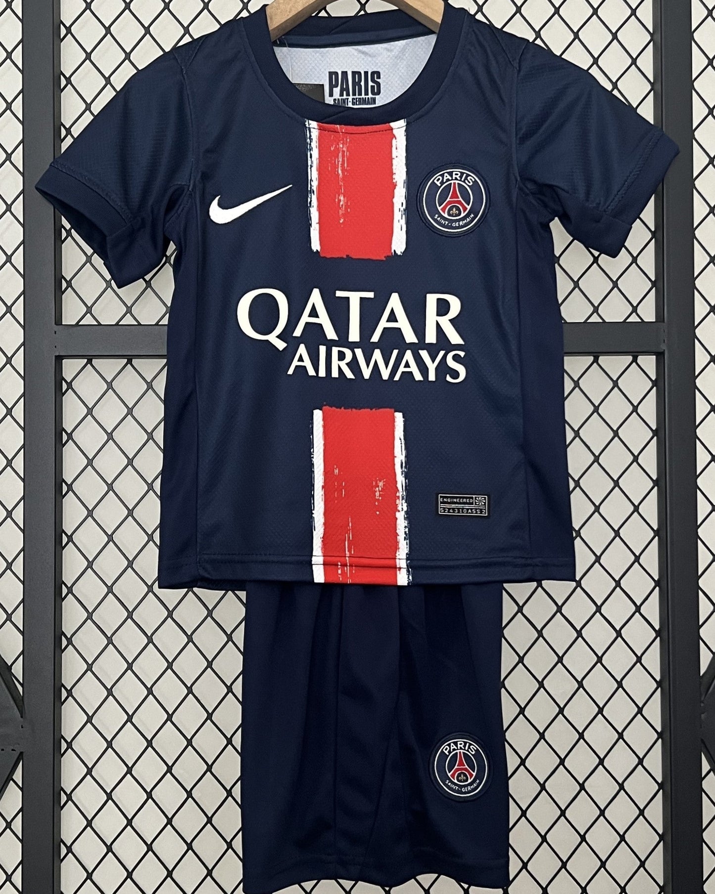 PARIS SAINT-GERMAIN kid kit
