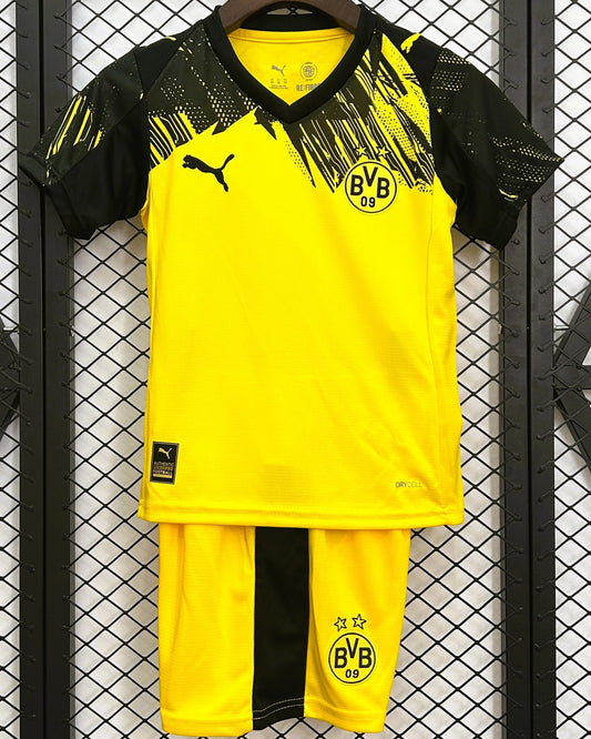 BORUSSIA DORTMUND kid kit
