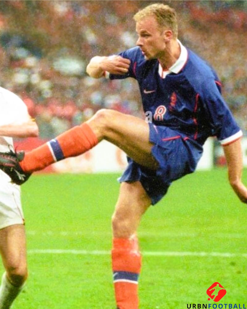 BERGKAMP DENNIS 1998-99 (Hol)