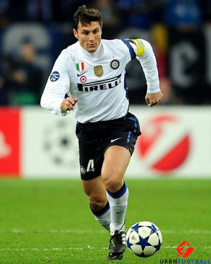 ZANETTI JAVIER 2010-11 (Int)